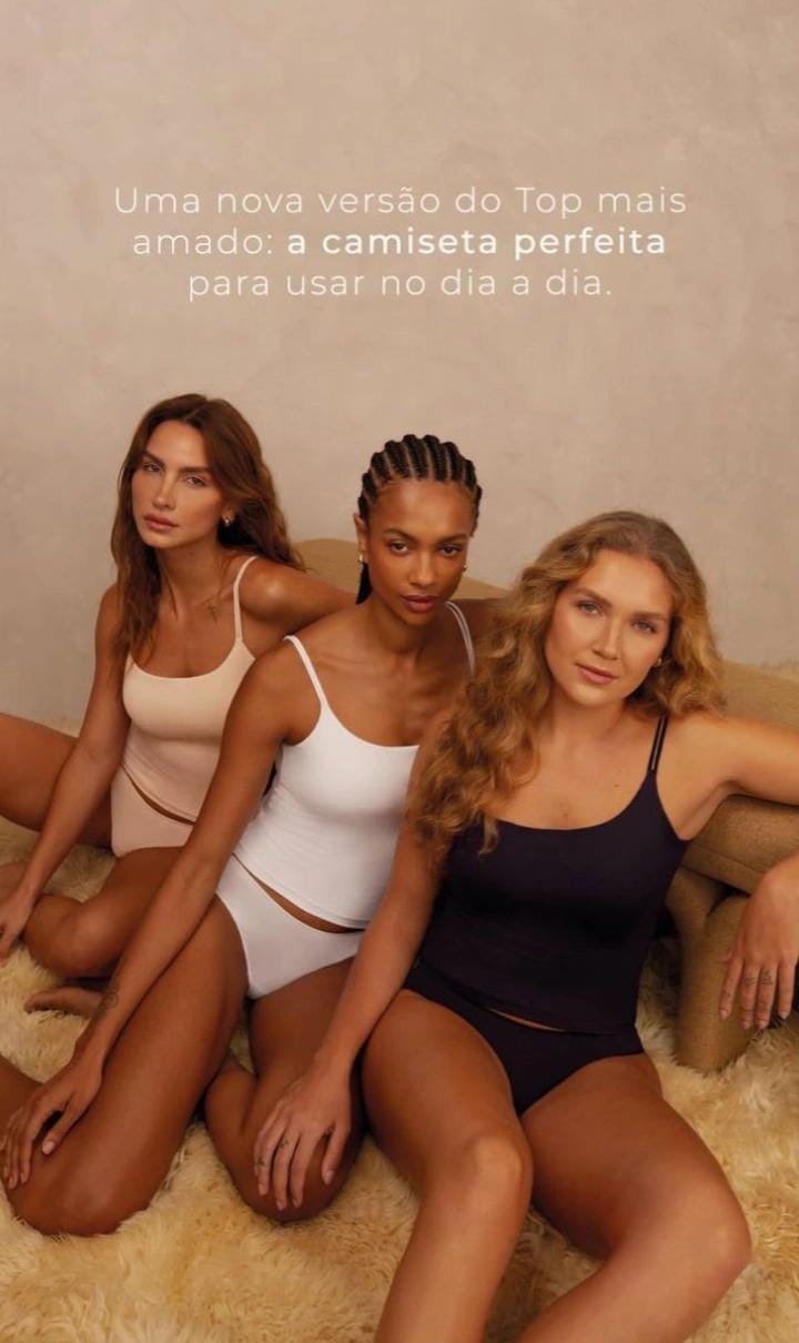 Camiseta Alças Finas Com Bojo Removível Em Microfibra 